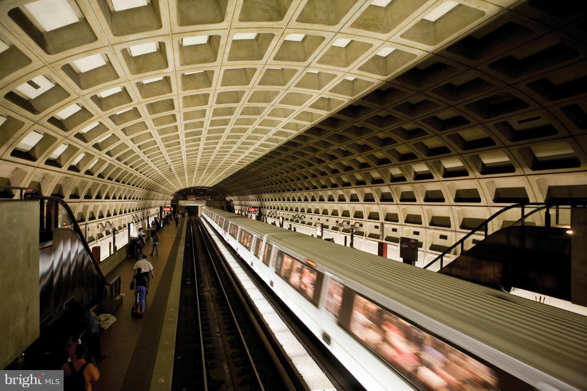 EDITORS PARK - Residential