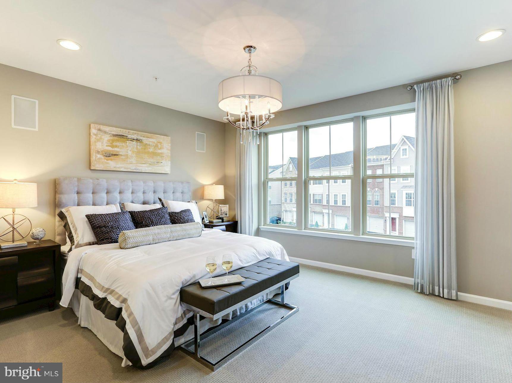 EDITORS PARK - Residential