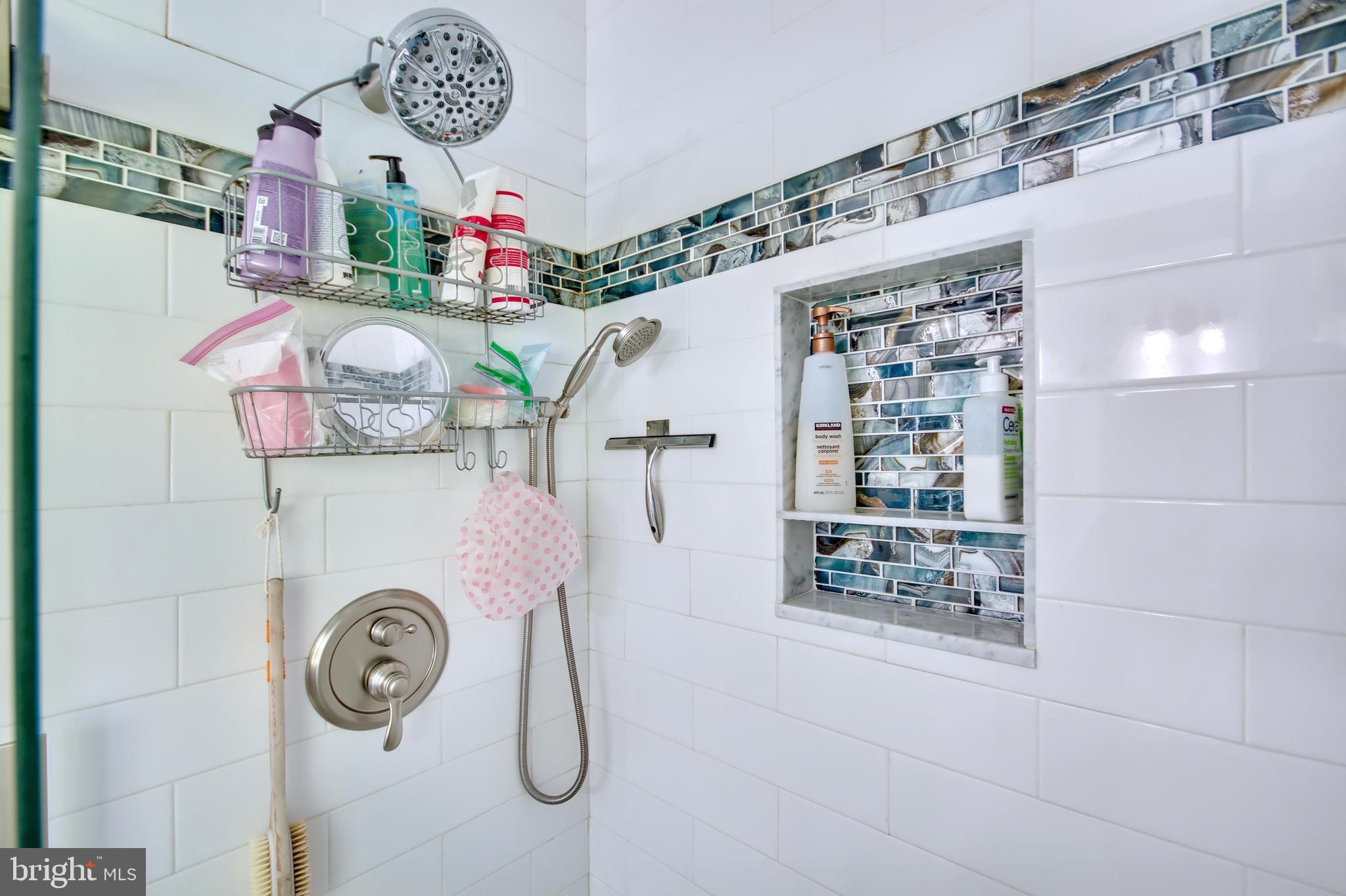 HERITAGE HARBOUR - Residential