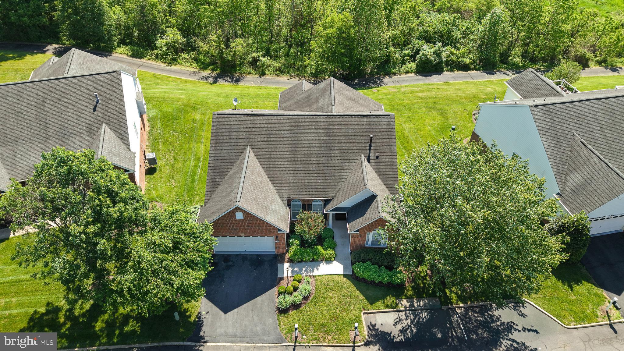 6708 STREAM VIEW LANE