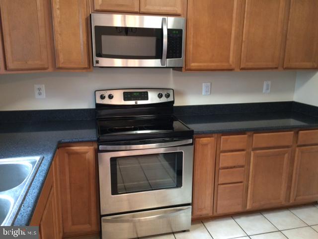 CHESAPEAKE RANCH ESTATES - Residential Lease