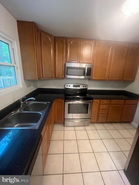 CHESAPEAKE RANCH ESTATES - Residential Lease