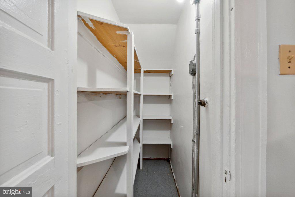 HAMPDEN HISTORIC DISTRICT - Residential Income