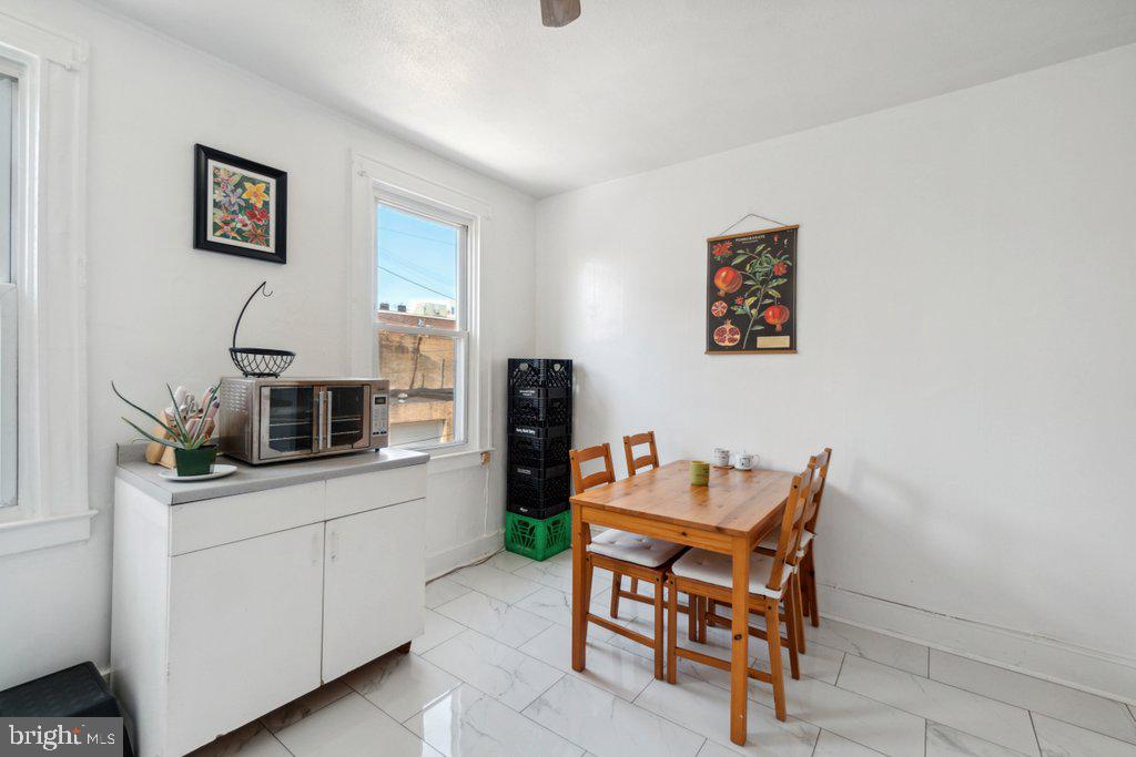 HAMPDEN HISTORIC DISTRICT - Residential Income