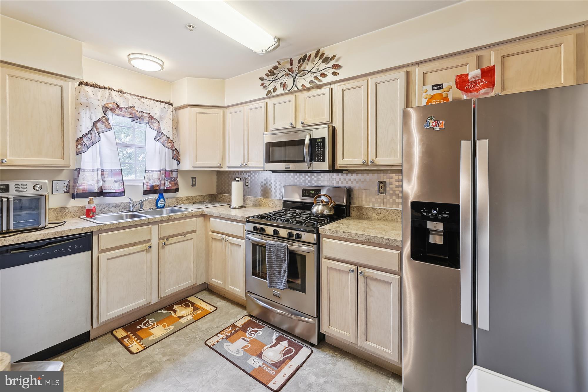 BRINKLEY PARK TOWN - Residential