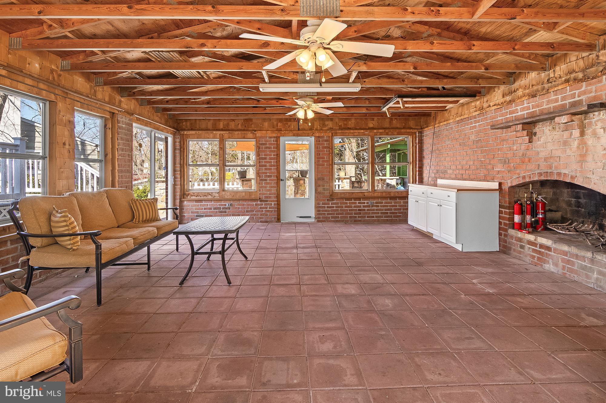 SILVERGATE VILLAGE NORTH - Residential