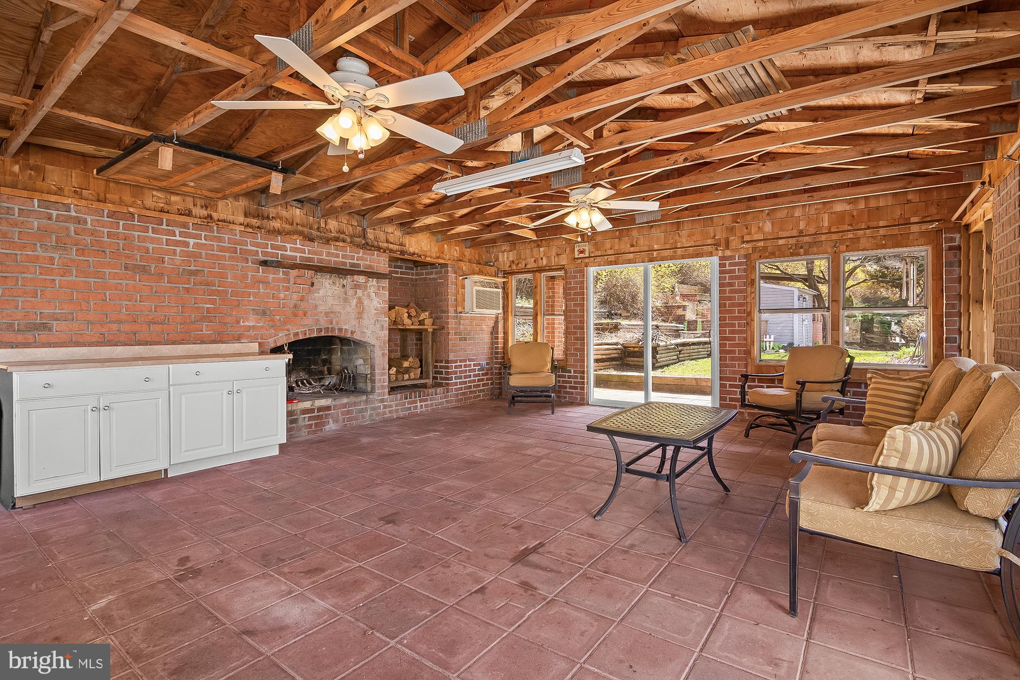 SILVERGATE VILLAGE NORTH - Residential