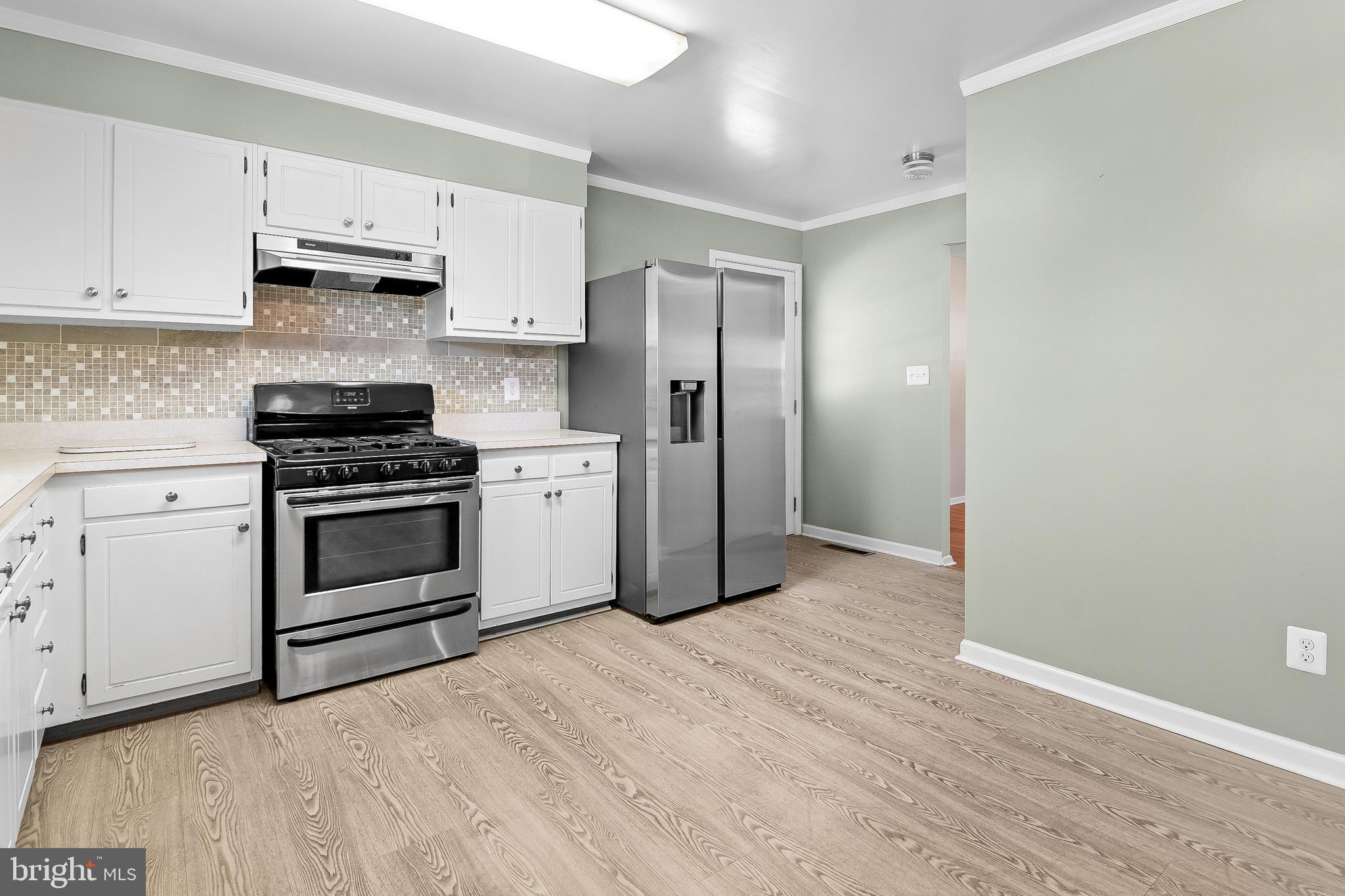 SILVERGATE VILLAGE NORTH - Residential