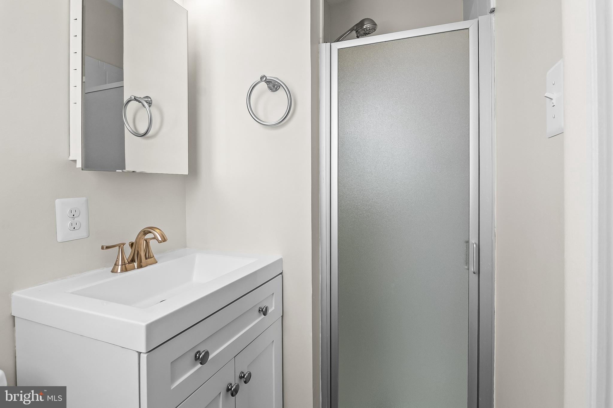 SILVERGATE VILLAGE NORTH - Residential