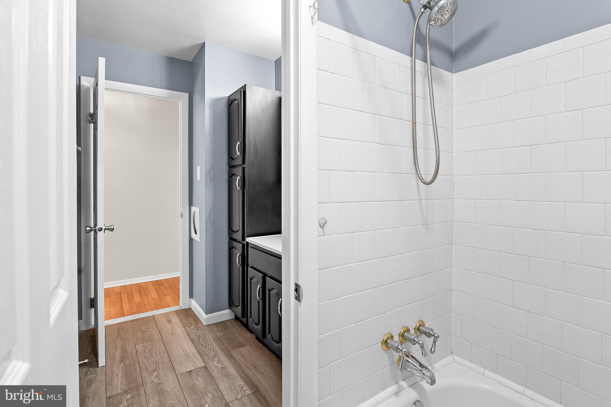 SILVERGATE VILLAGE NORTH - Residential