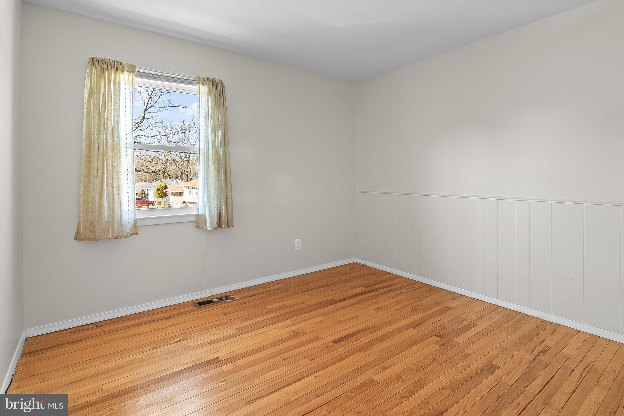 SILVERGATE VILLAGE NORTH - Residential