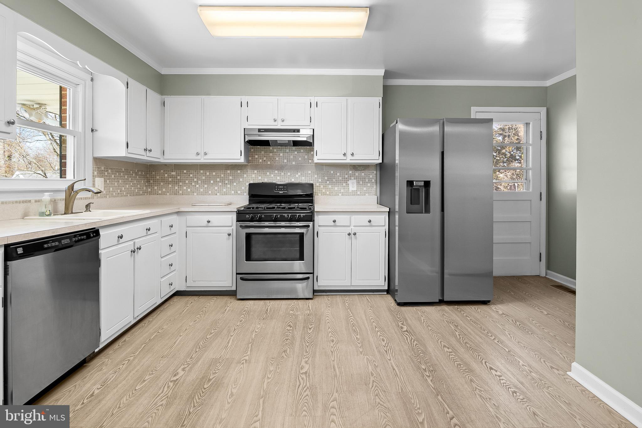 SILVERGATE VILLAGE NORTH - Residential