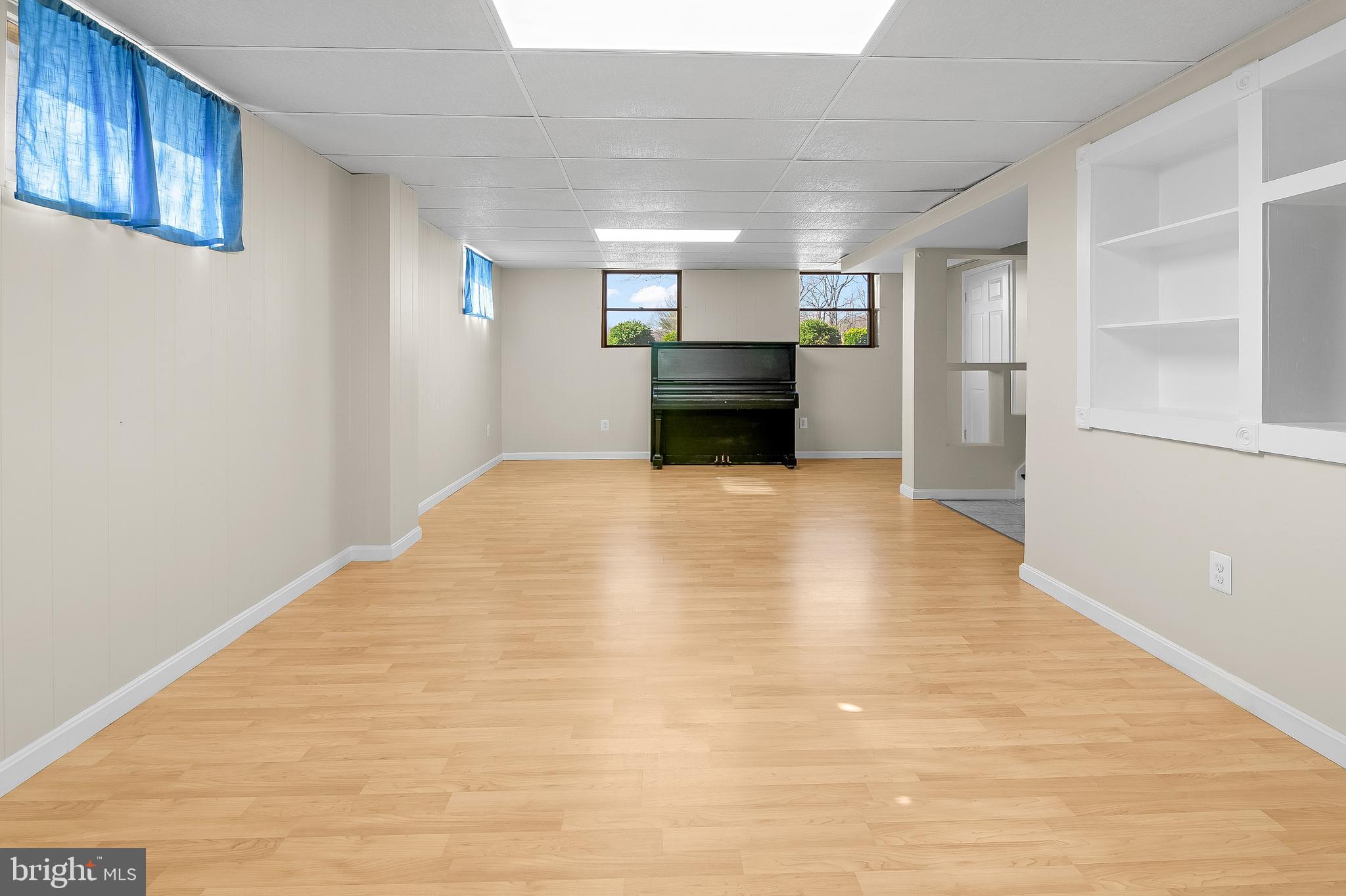 SILVERGATE VILLAGE NORTH - Residential