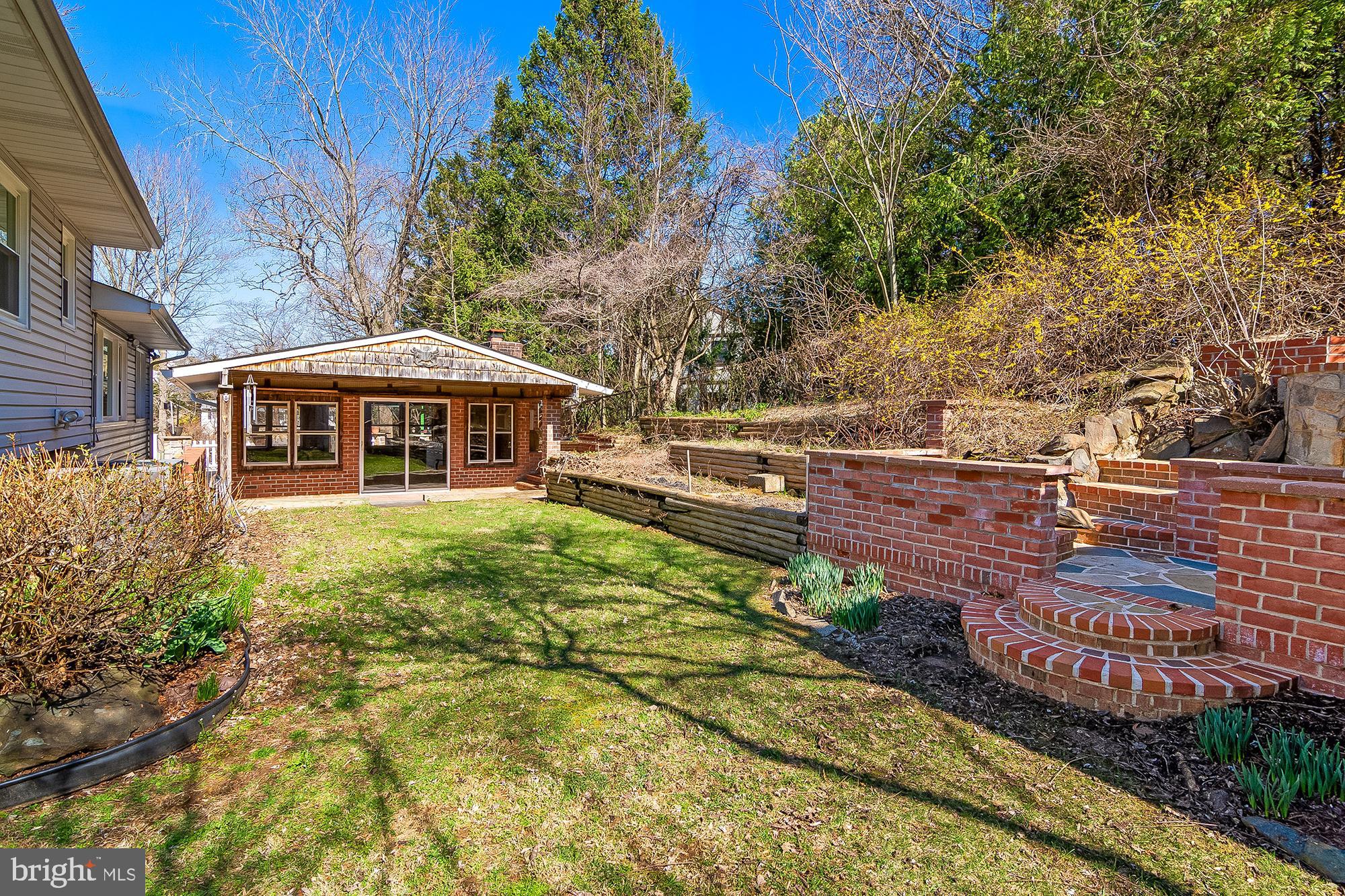 SILVERGATE VILLAGE NORTH - Residential