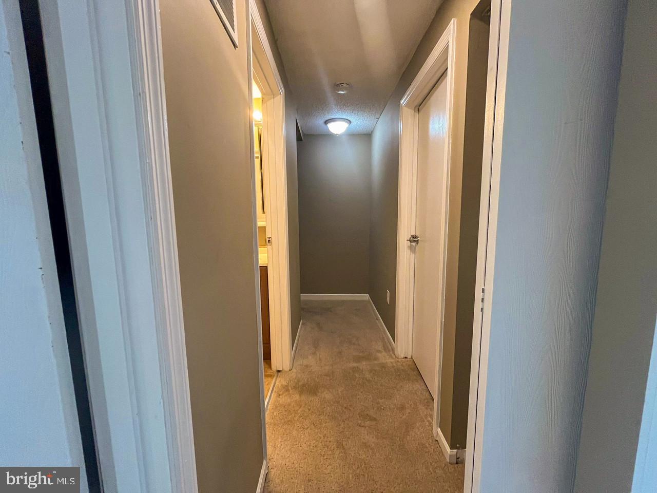 JACOBS MEADOW - Residential Lease