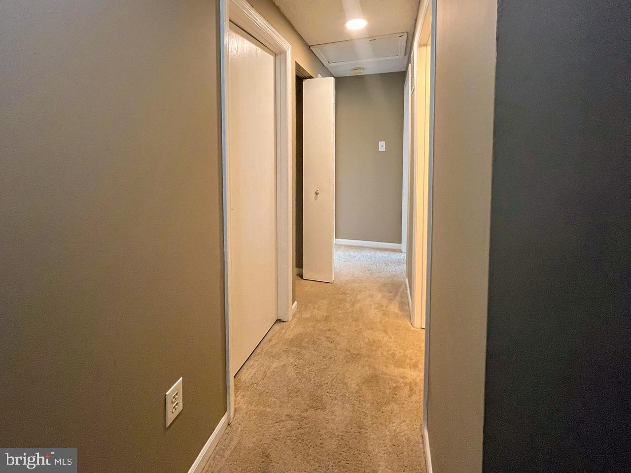 JACOBS MEADOW - Residential Lease