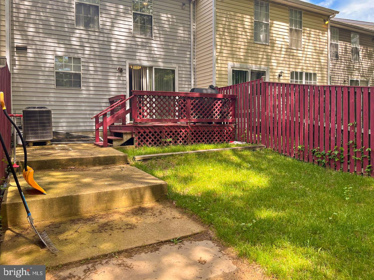 JACOBS MEADOW - Residential Lease