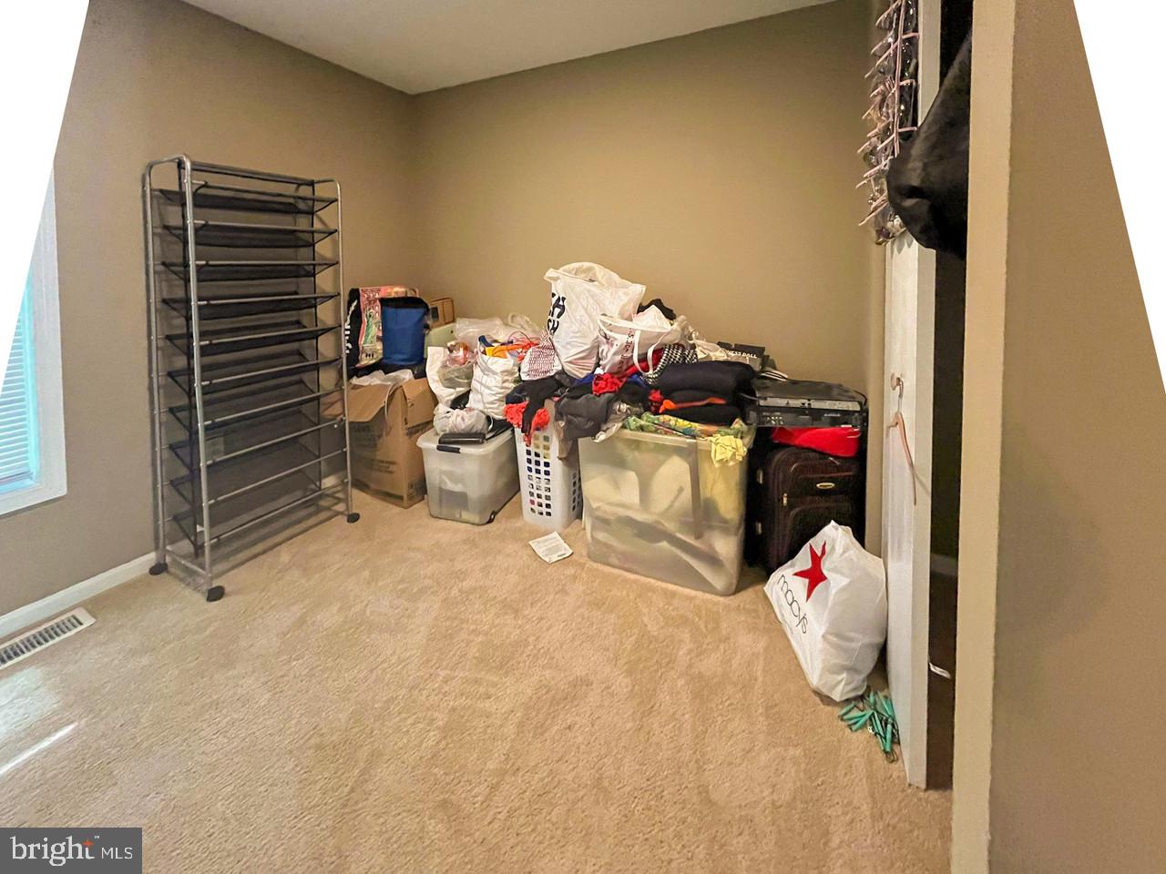 JACOBS MEADOW - Residential Lease