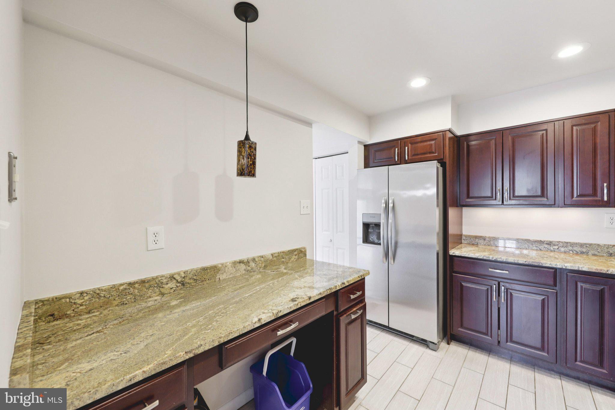 AMERICANA FINMARK - Residential