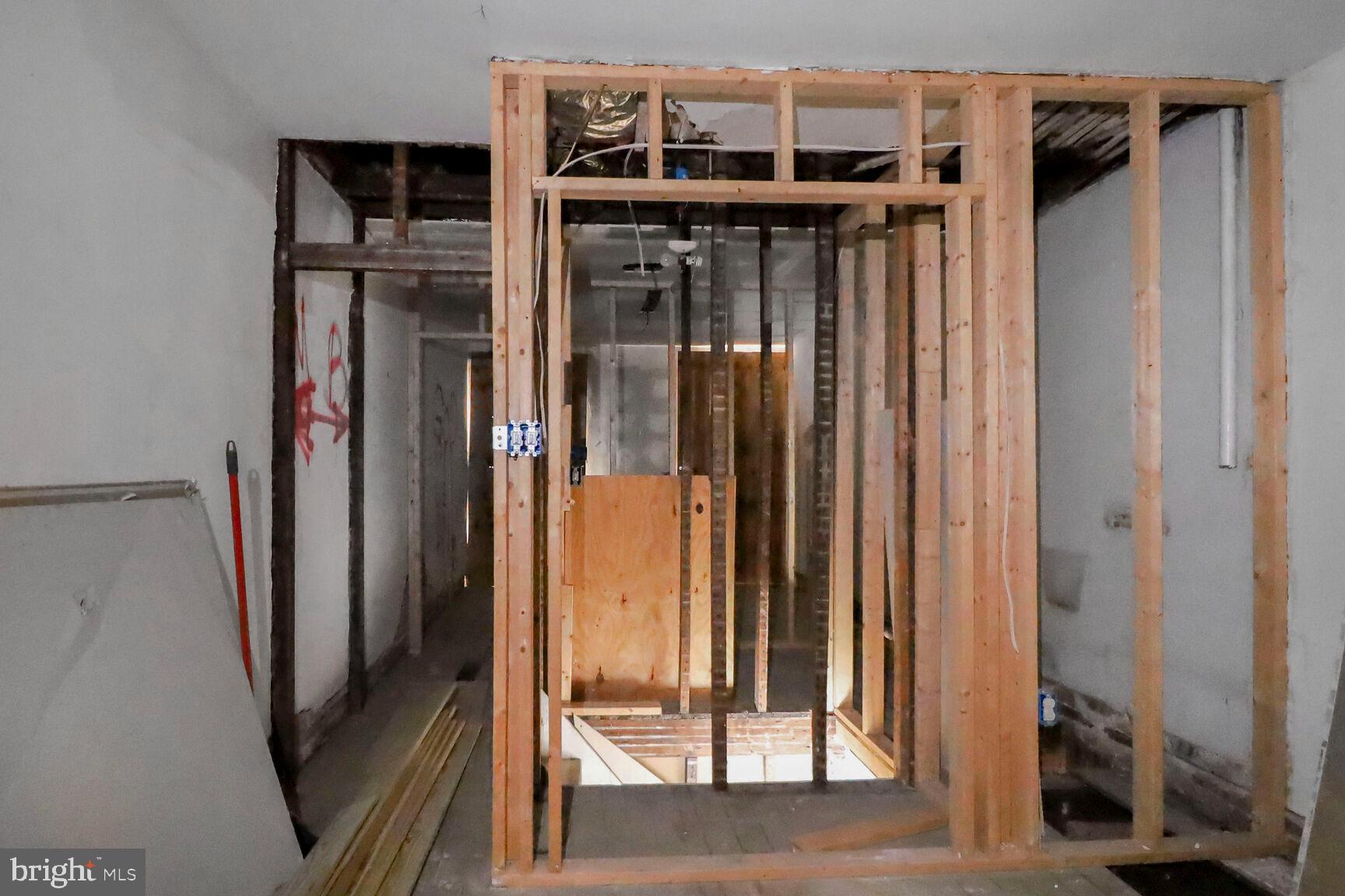 HIGHLANDTOWN - Residential