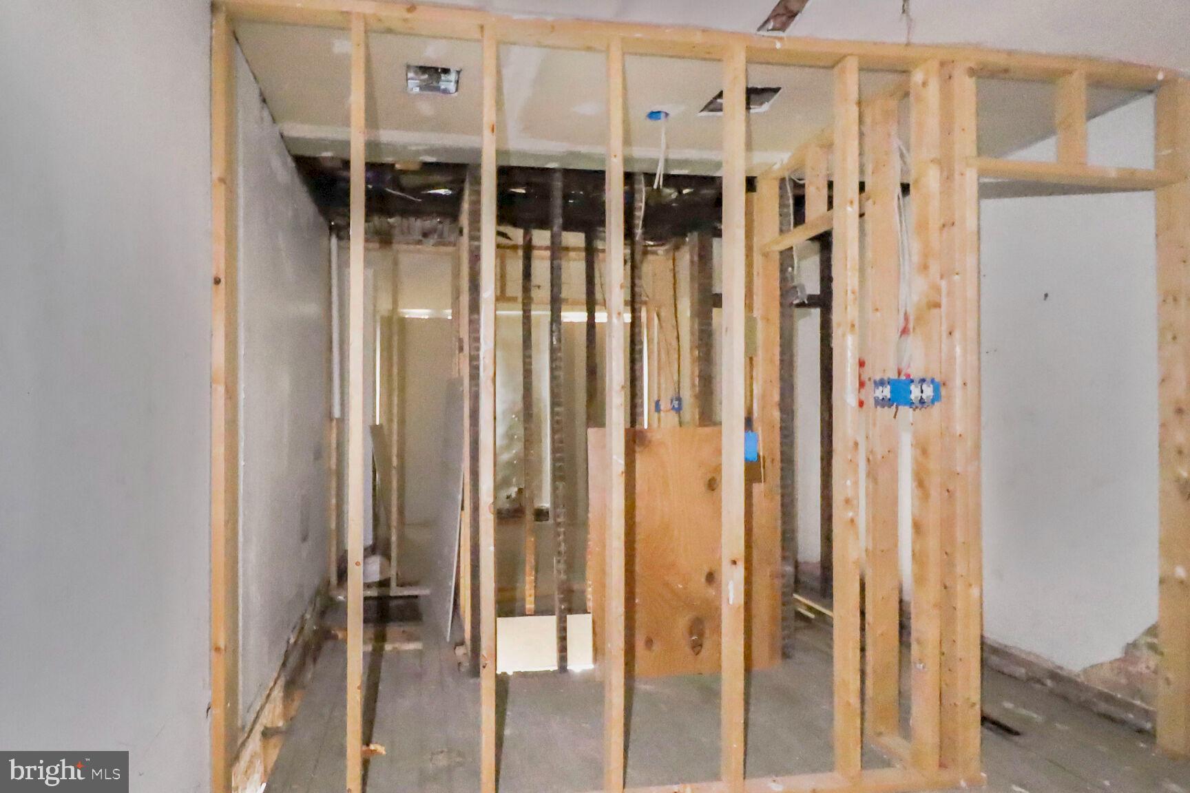 HIGHLANDTOWN - Residential