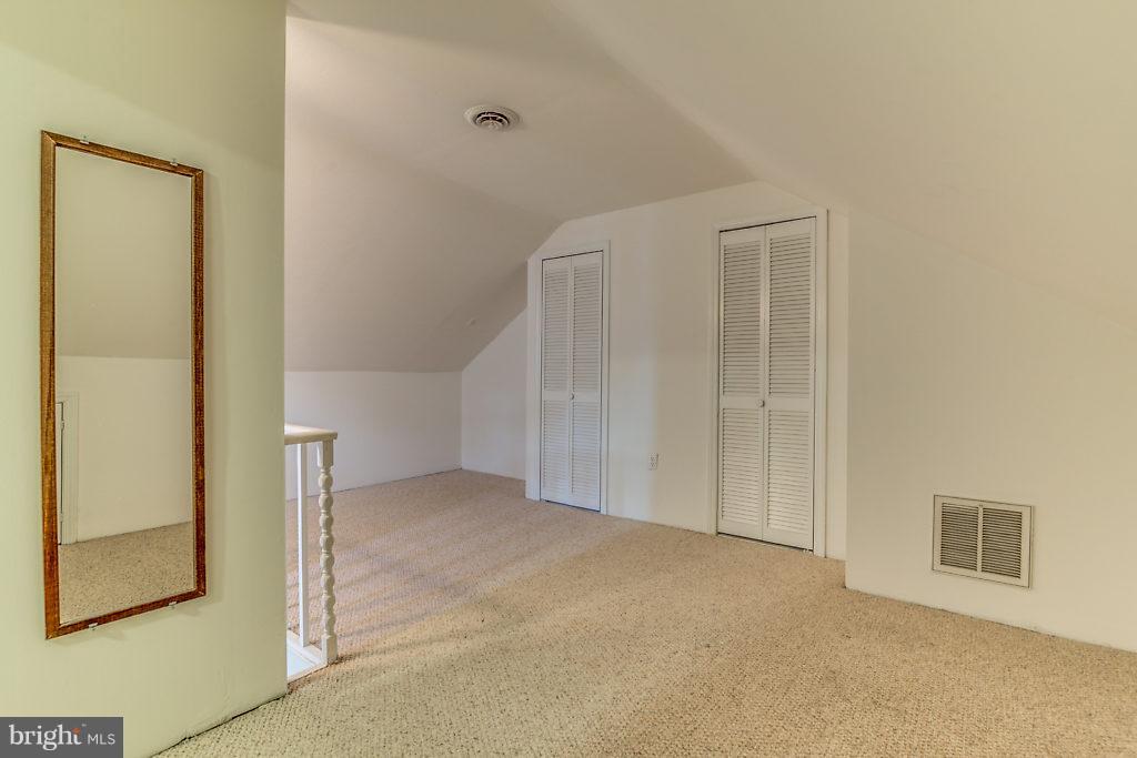 FAIRLINGTON VILLAGES - Residential Lease