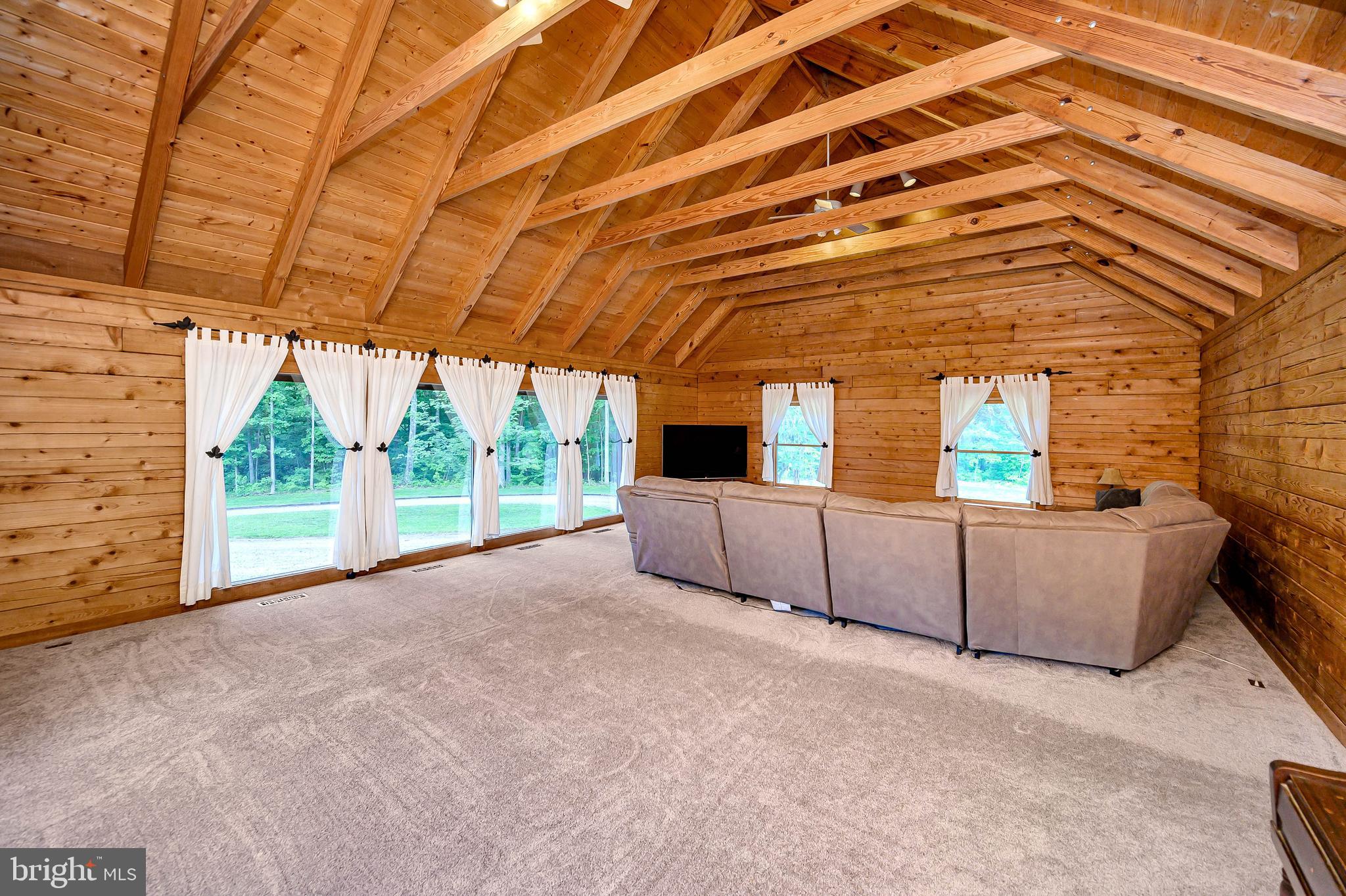 OAKWOOD LAKE ESTATES - Residential