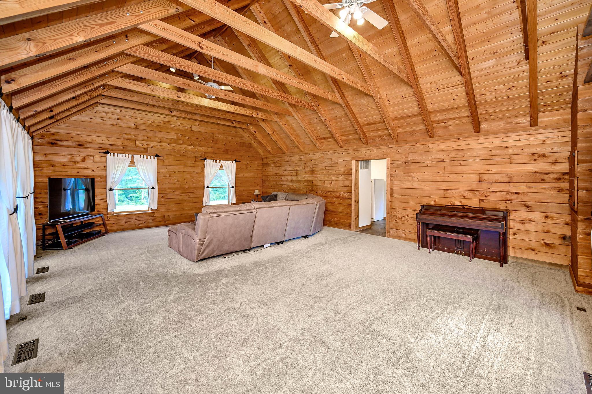 OAKWOOD LAKE ESTATES - Residential