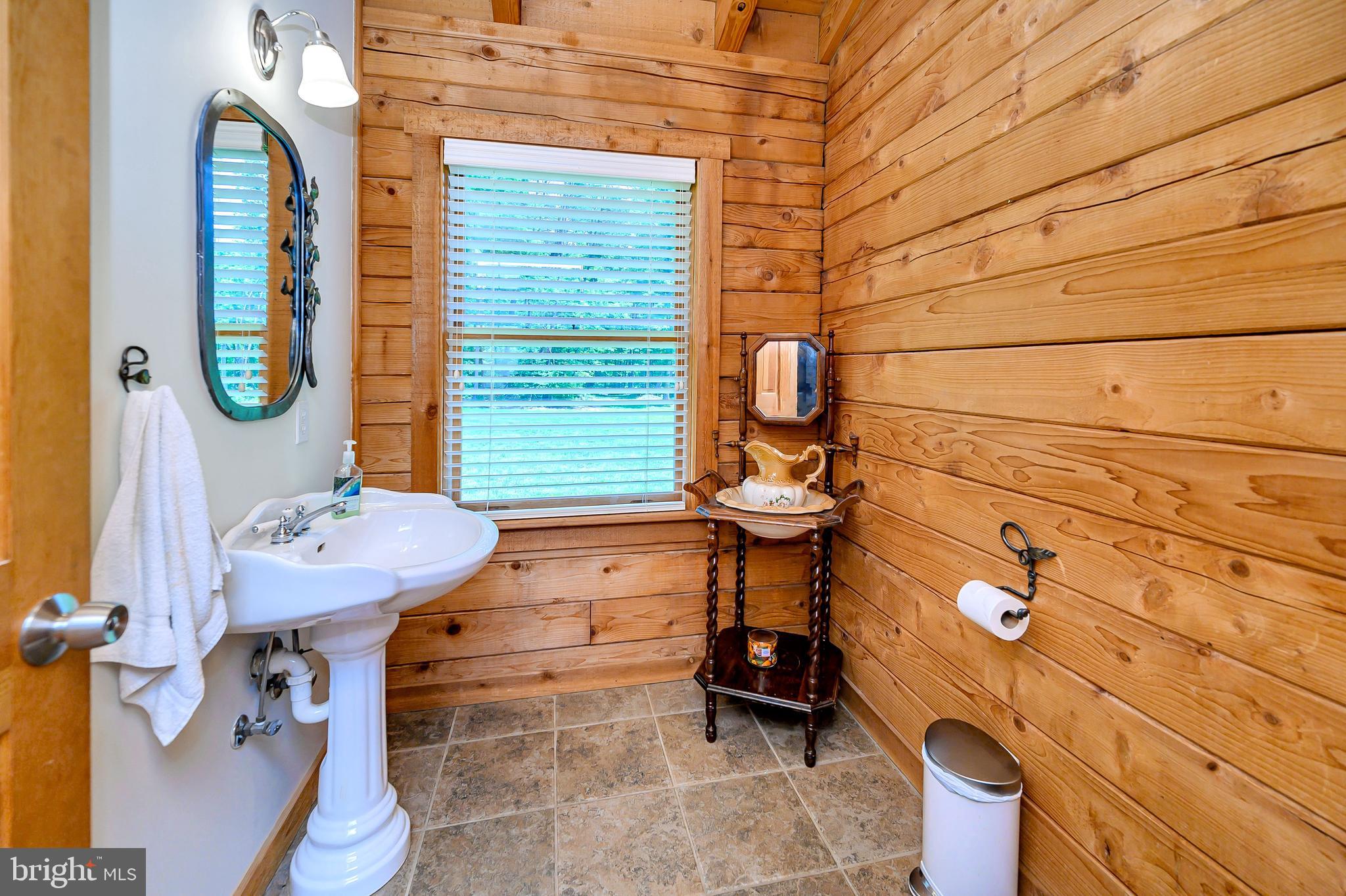 OAKWOOD LAKE ESTATES - Residential