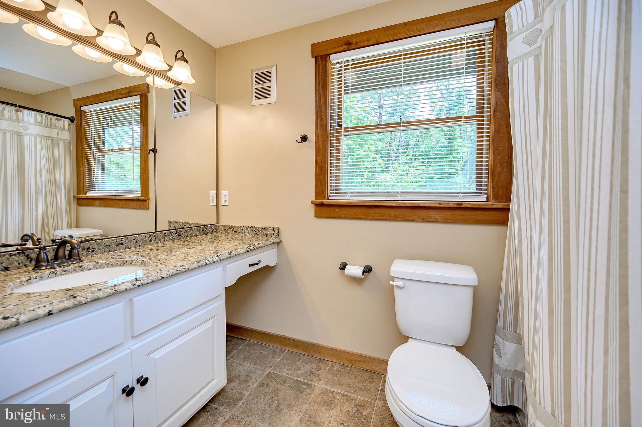 OAKWOOD LAKE ESTATES - Residential