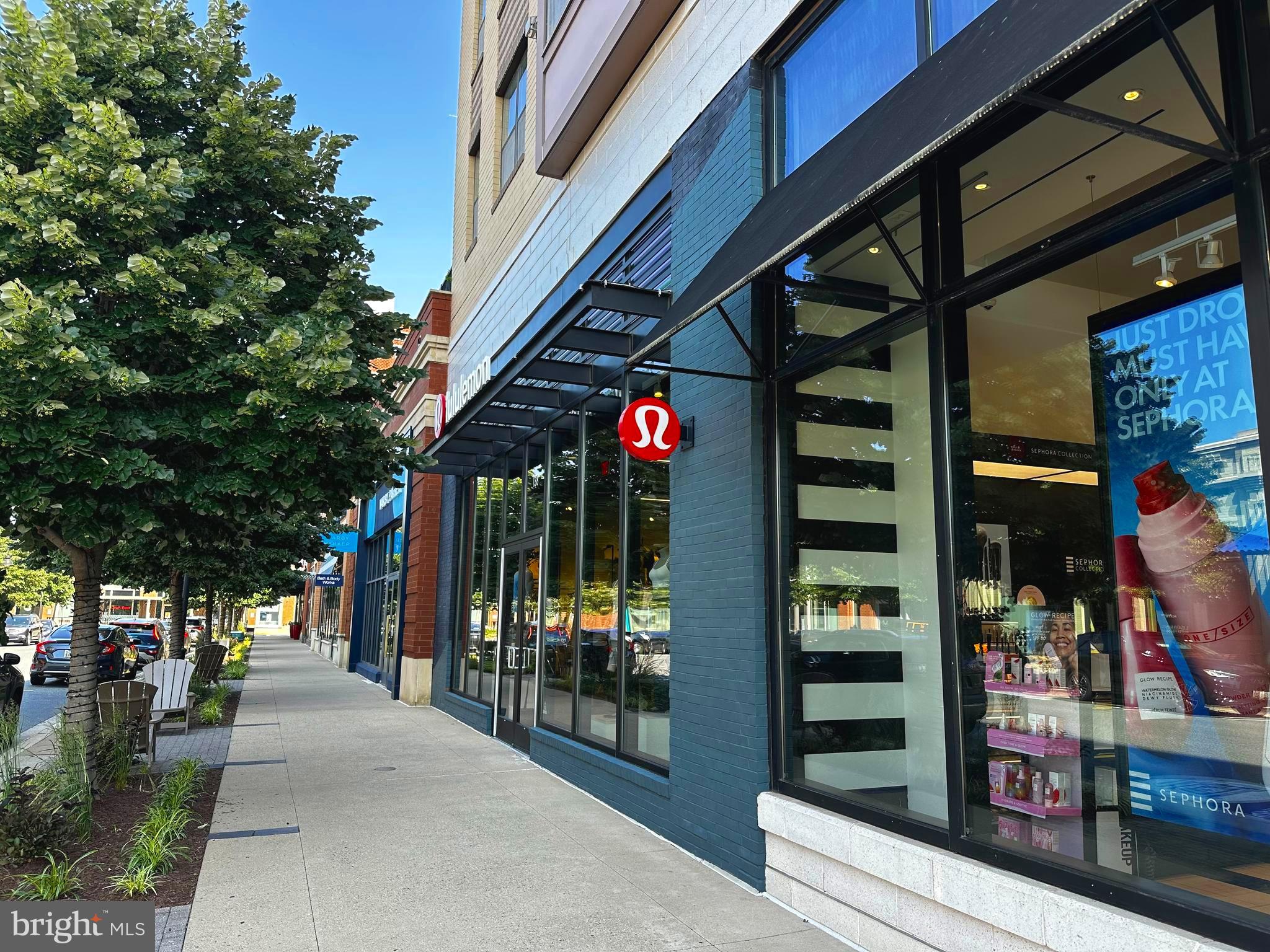 CROWN FARM - Residential