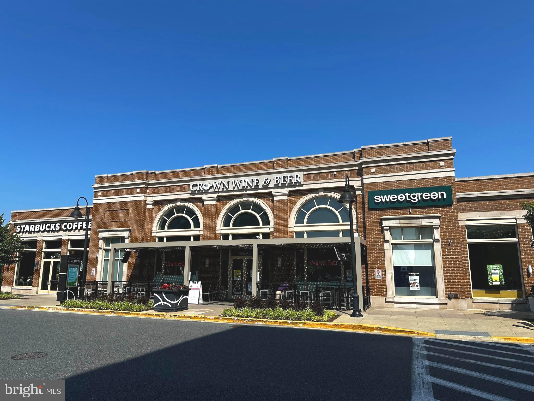 CROWN FARM - Residential