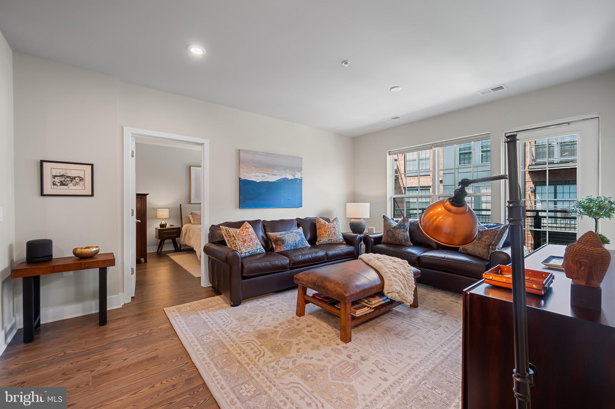 CROWN FARM - Residential