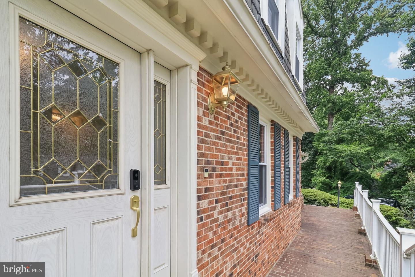 7518 OLD DOMINION DRIVE