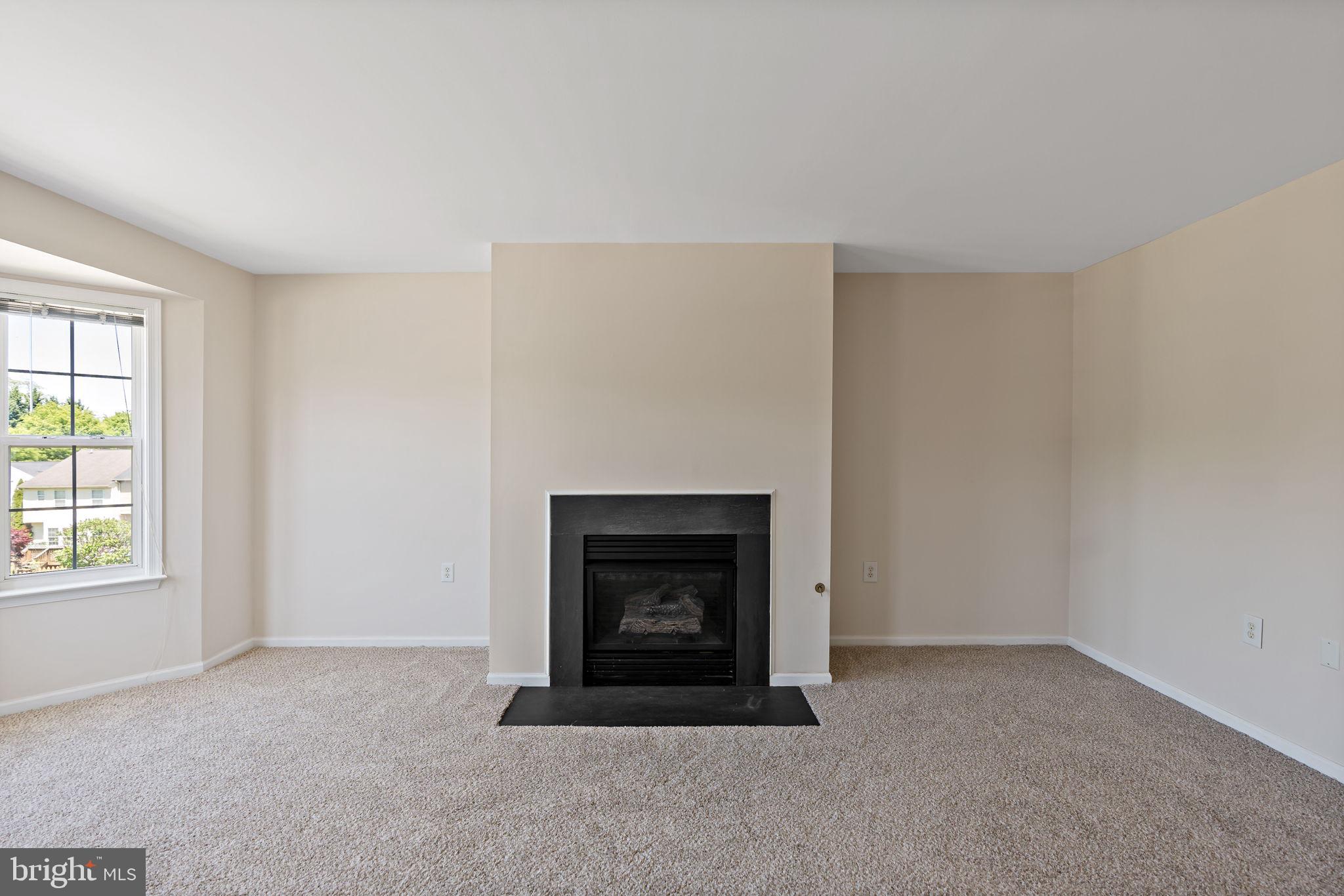 LAUREL RIDGE - Residential