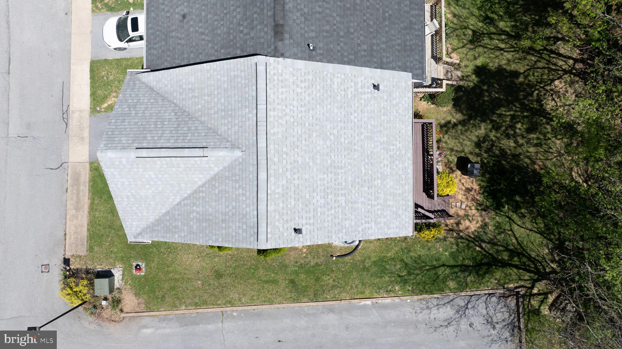 LAUREL RIDGE - Residential