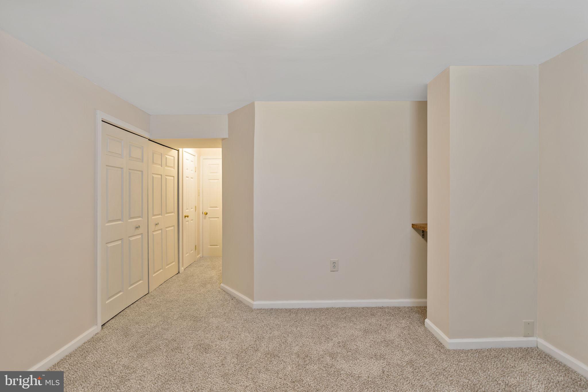 LAUREL RIDGE - Residential