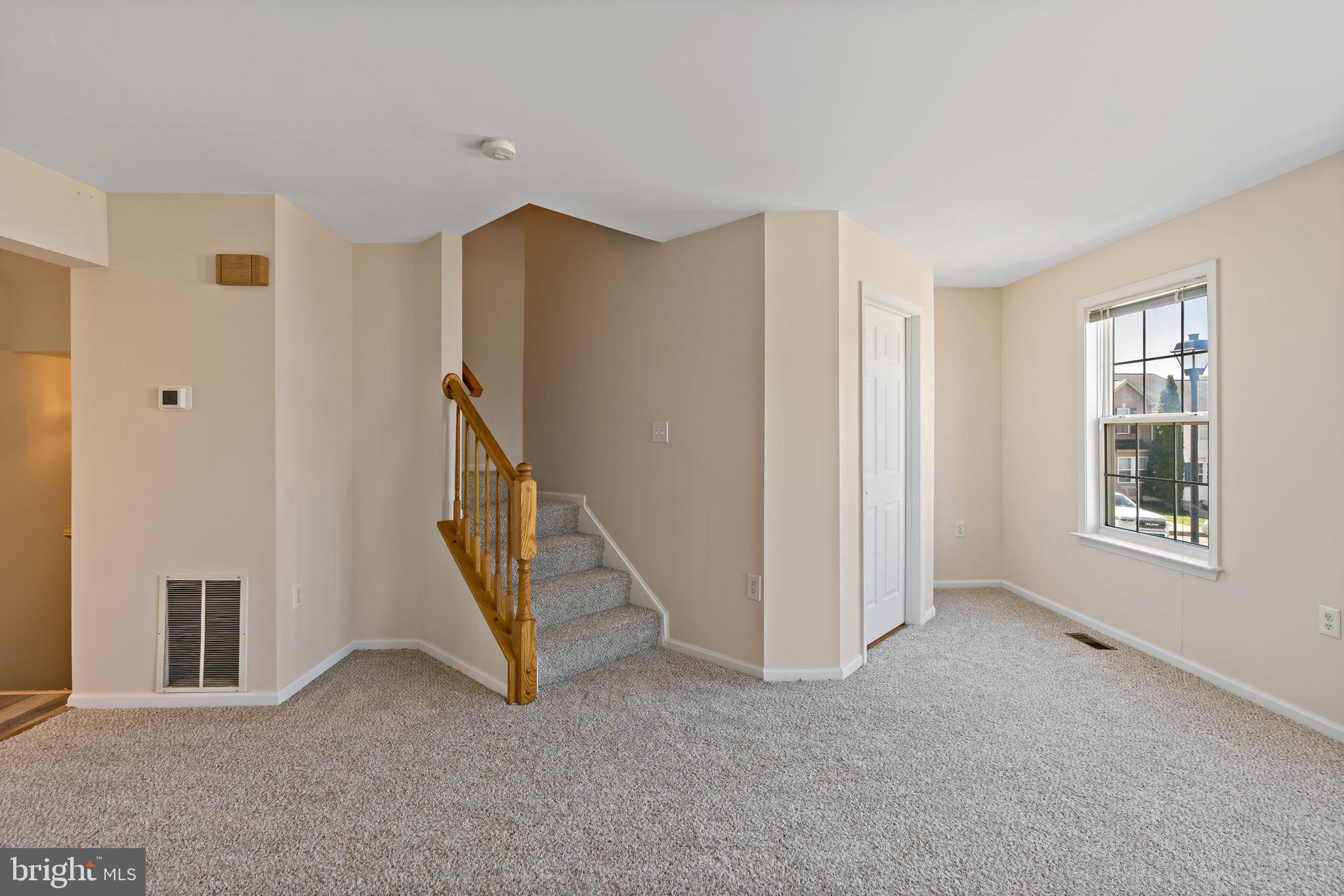 LAUREL RIDGE - Residential