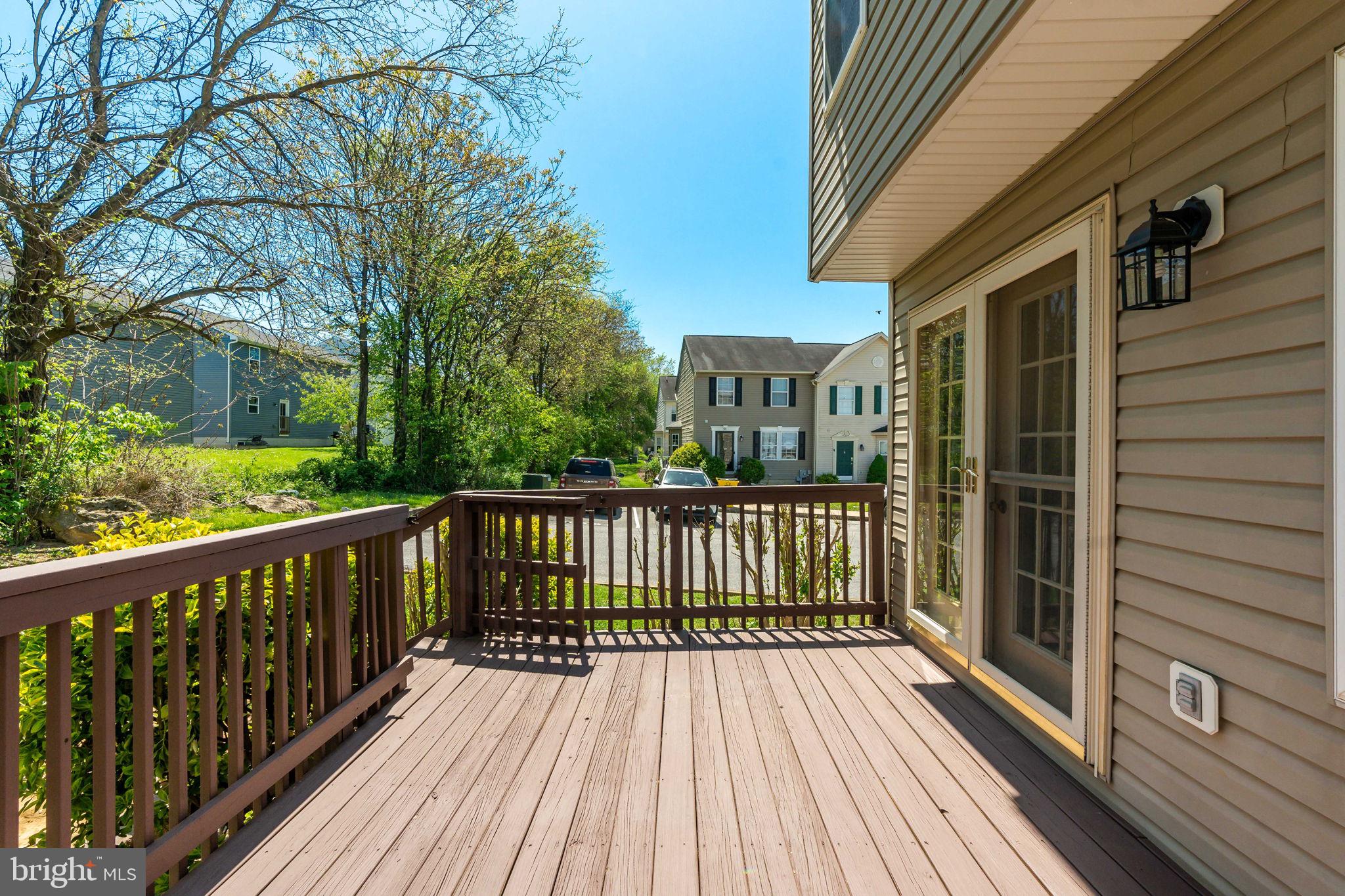 LAUREL RIDGE - Residential