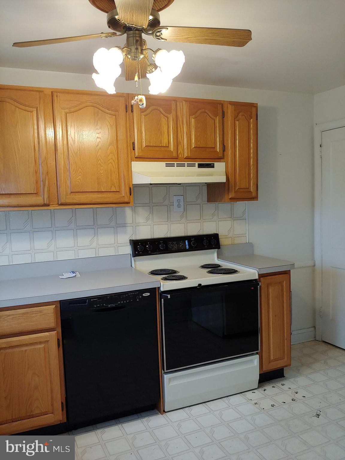 LOCH RAVEN MANOR - Residential