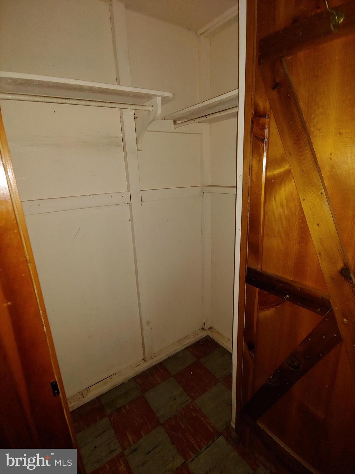 LOCH RAVEN MANOR - Residential