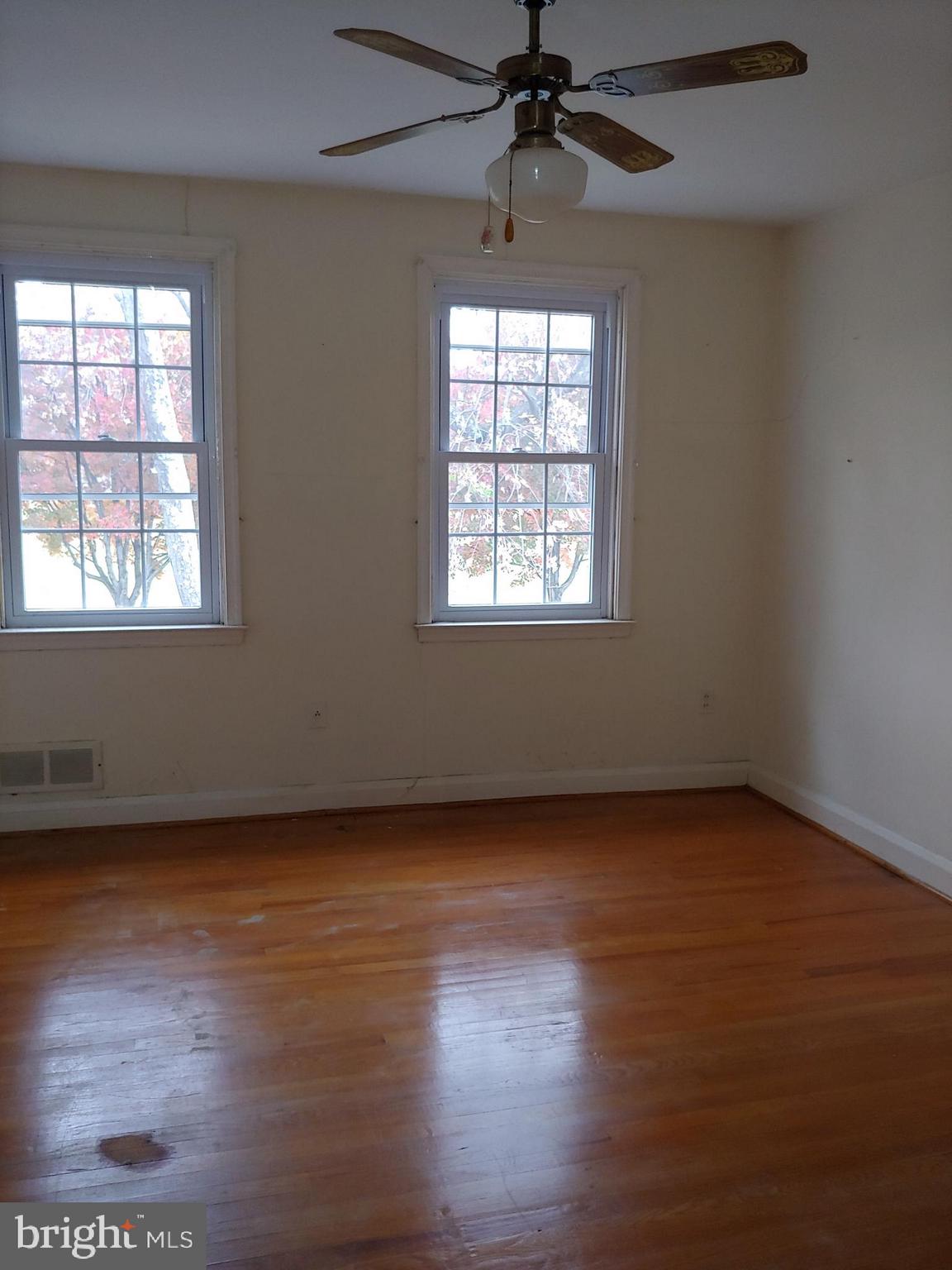 LOCH RAVEN MANOR - Residential