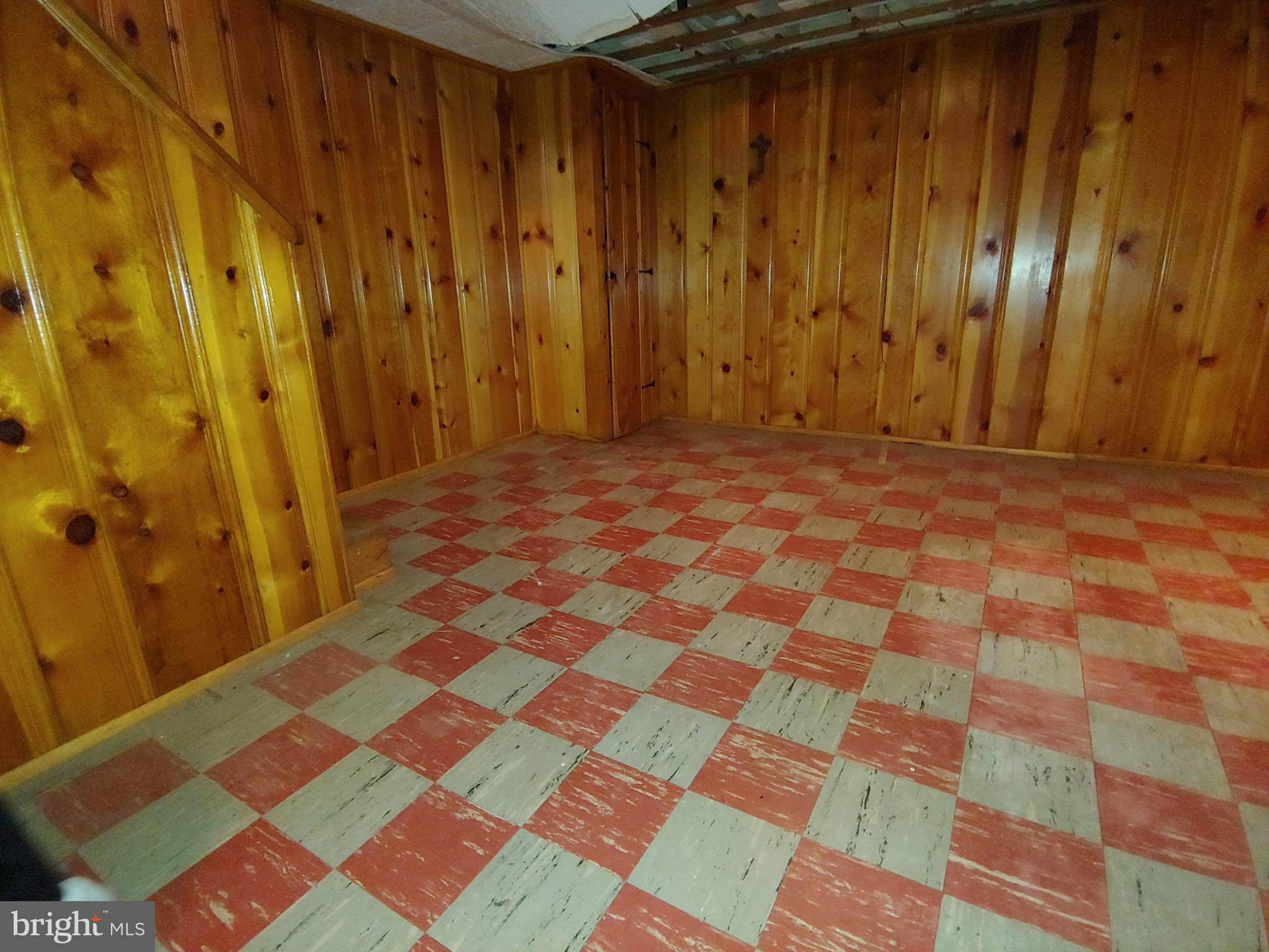 LOCH RAVEN MANOR - Residential