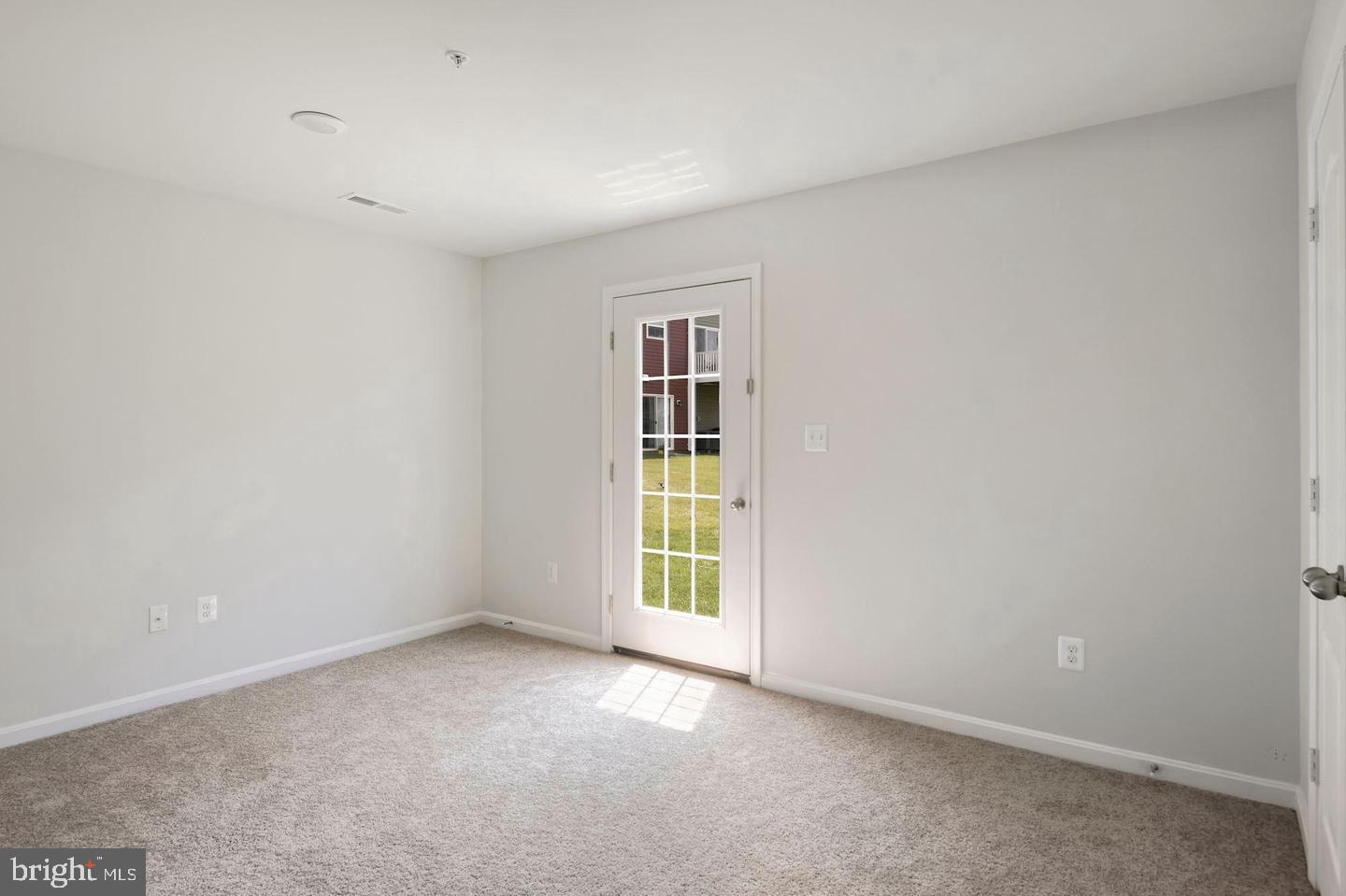 MEADE'S CROSSING - Residential