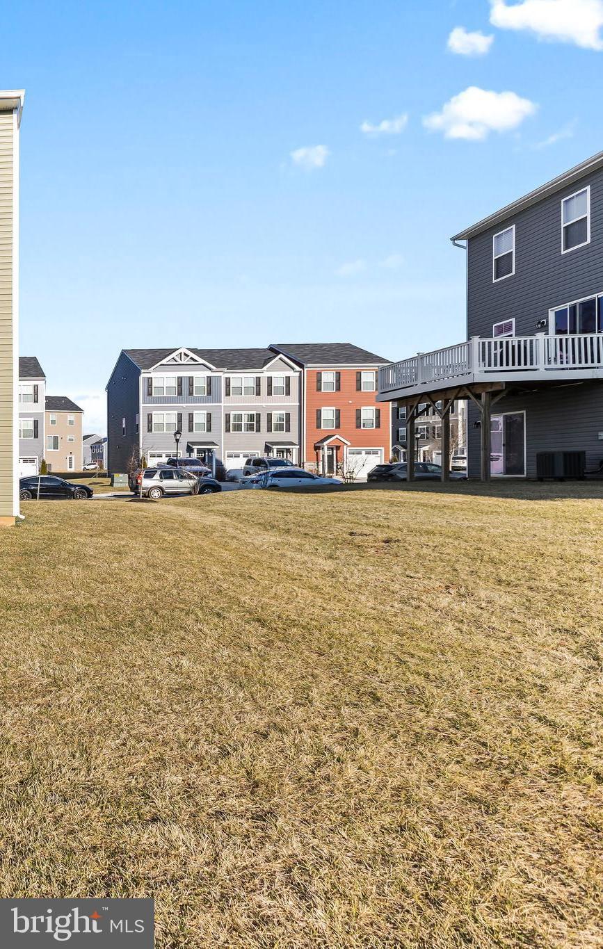 MEADE'S CROSSING - Residential