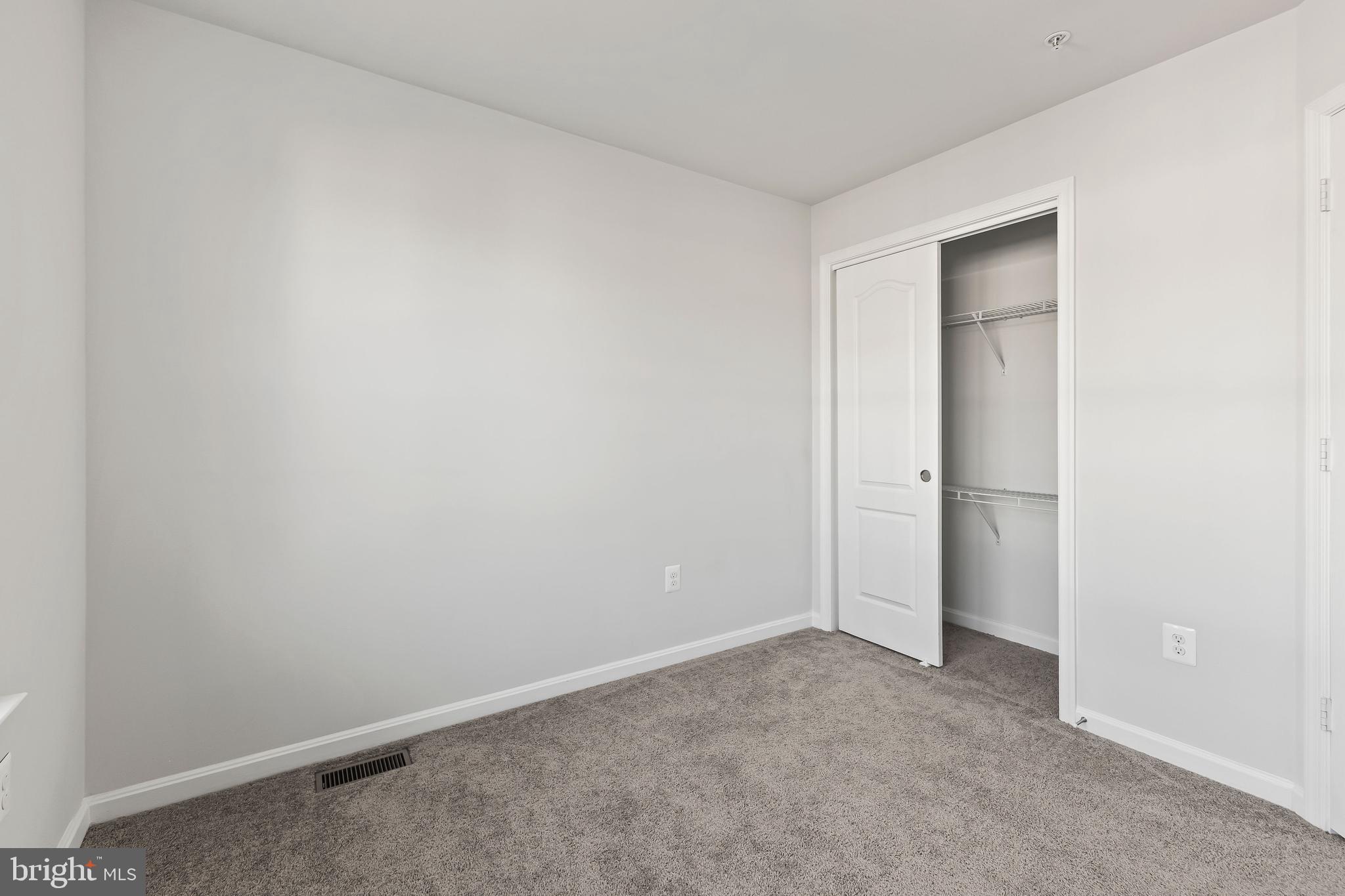 MEADE'S CROSSING - Residential