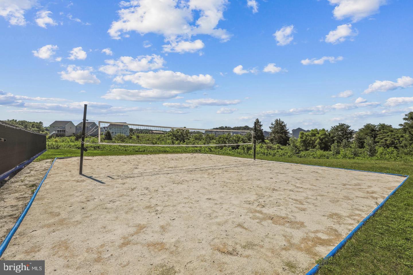 MEADE'S CROSSING - Residential