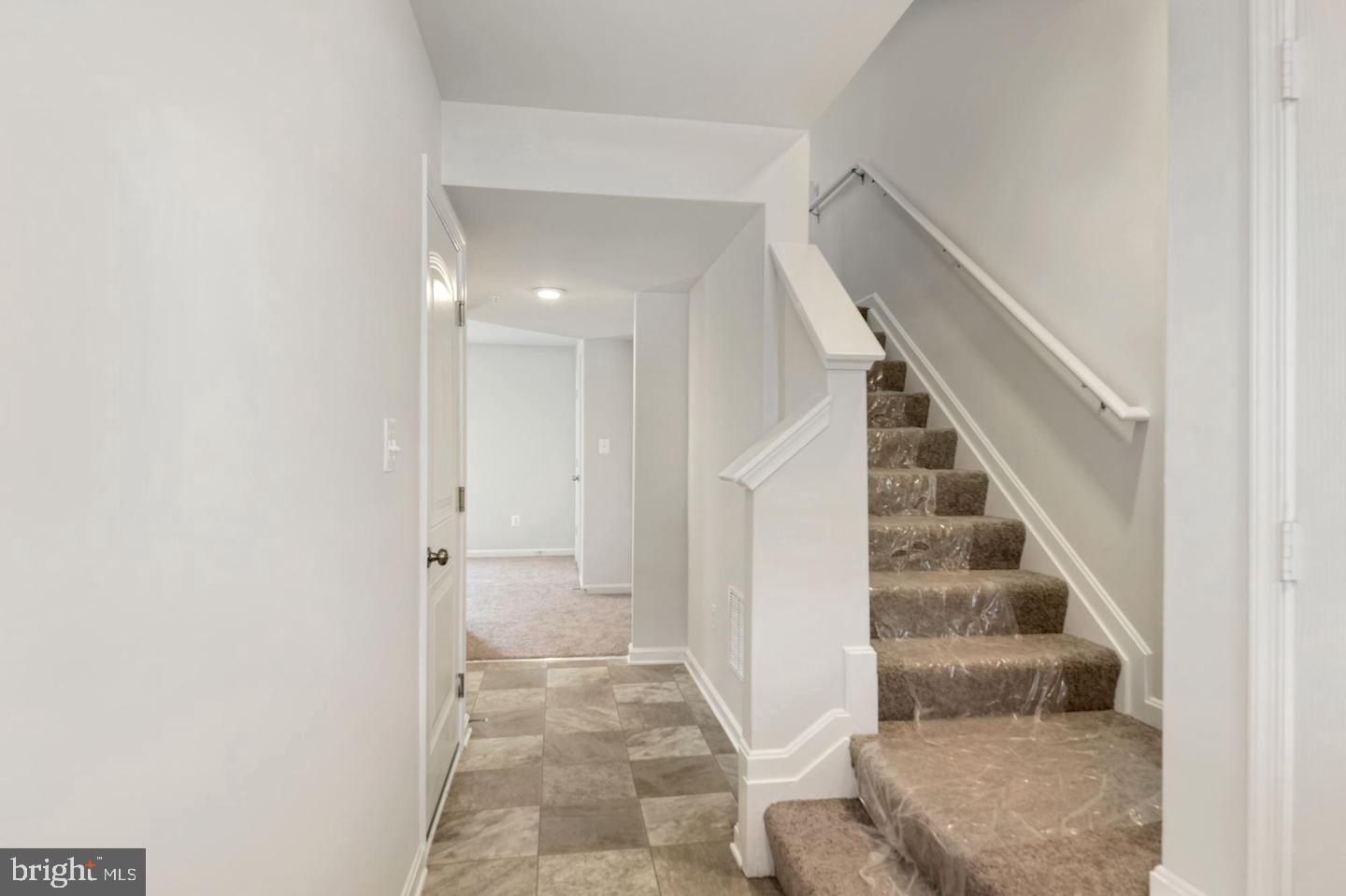 MEADE'S CROSSING - Residential