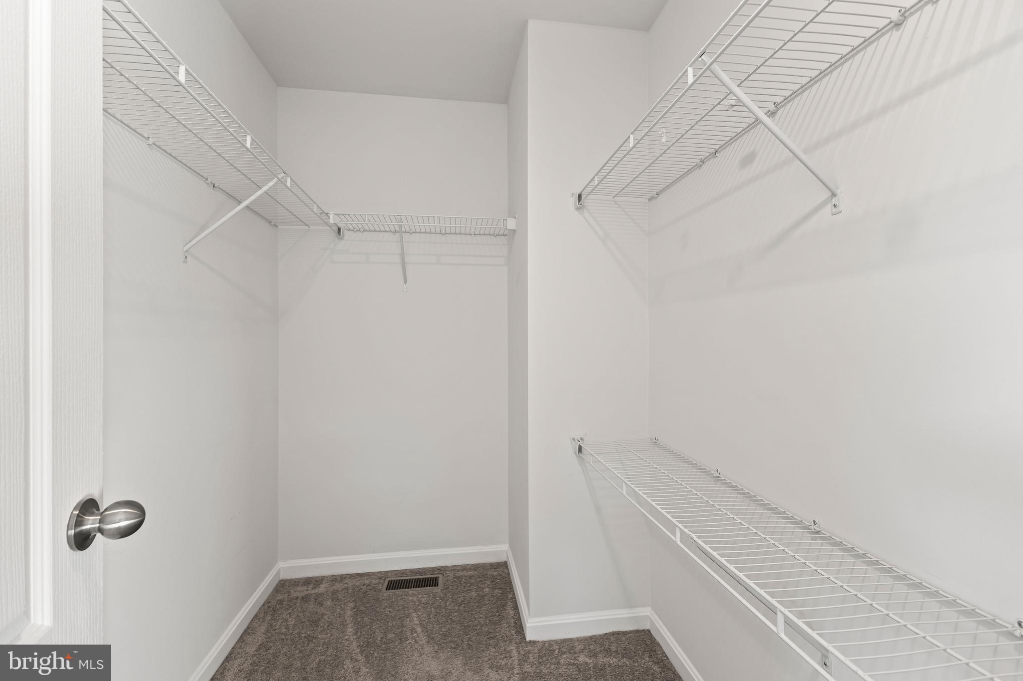 MEADE'S CROSSING - Residential