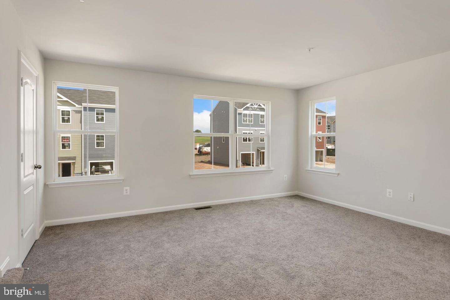 MEADE'S CROSSING - Residential